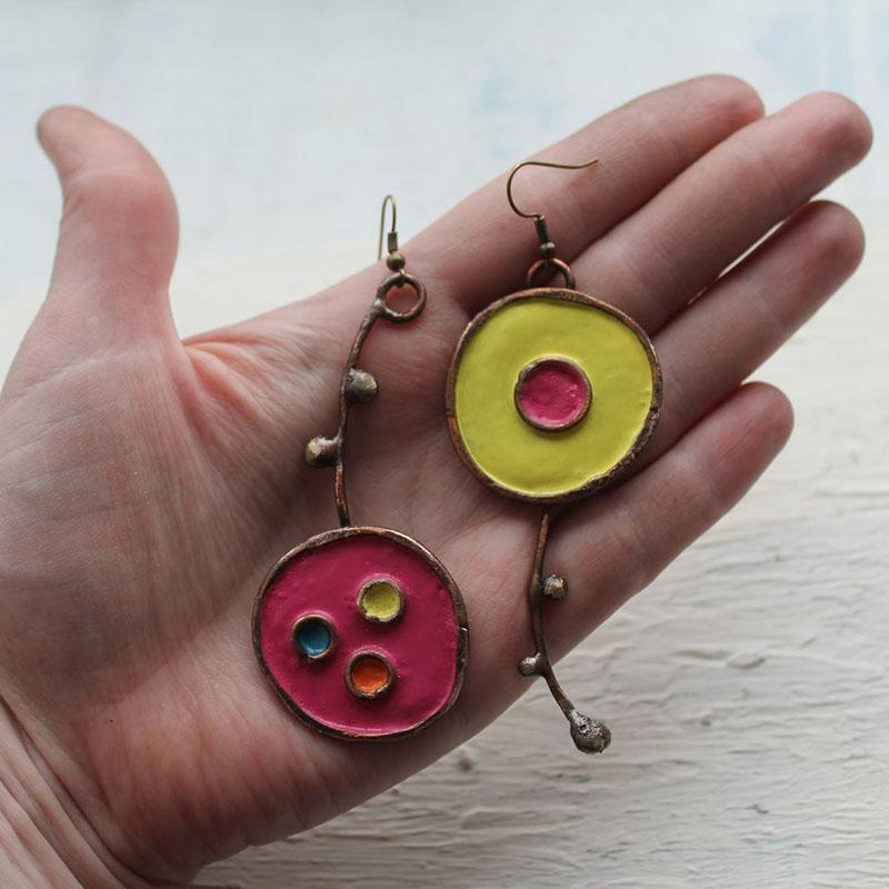 Trendy baumelnde Tropfenohrringe für Frauen, goldfarbene Kettenohrringe, Regenbogen-Zirkon-Schmuckzubehör für Hochzeits- und Verlobungsgeschenke gray