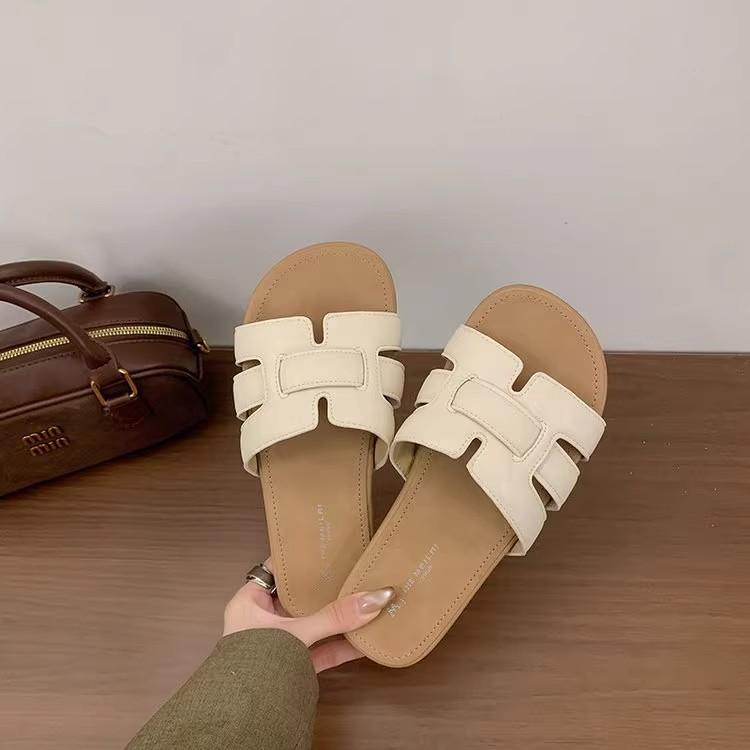 

Summer new square head slippers retro woven flat heel versatile casual fashion cool slippers 35