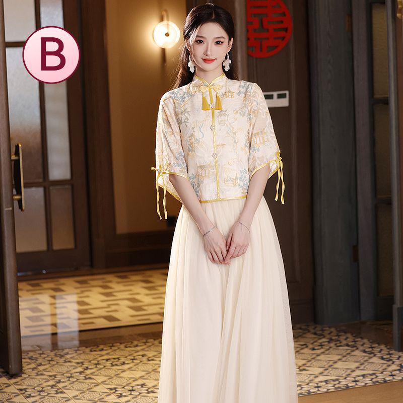2025 Neuer Stil Champagner Langarm Brautjungfernkleid für Herbst-/Winterhochzeit