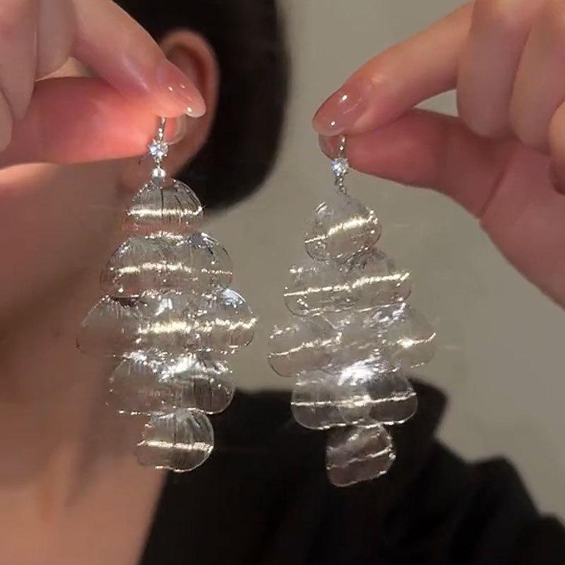 

Красные лепестки преувеличенные серьги с бахромой женские легкие роскошные высококлассные длинные серьги серьги с темпераментом ретро благородные серьги