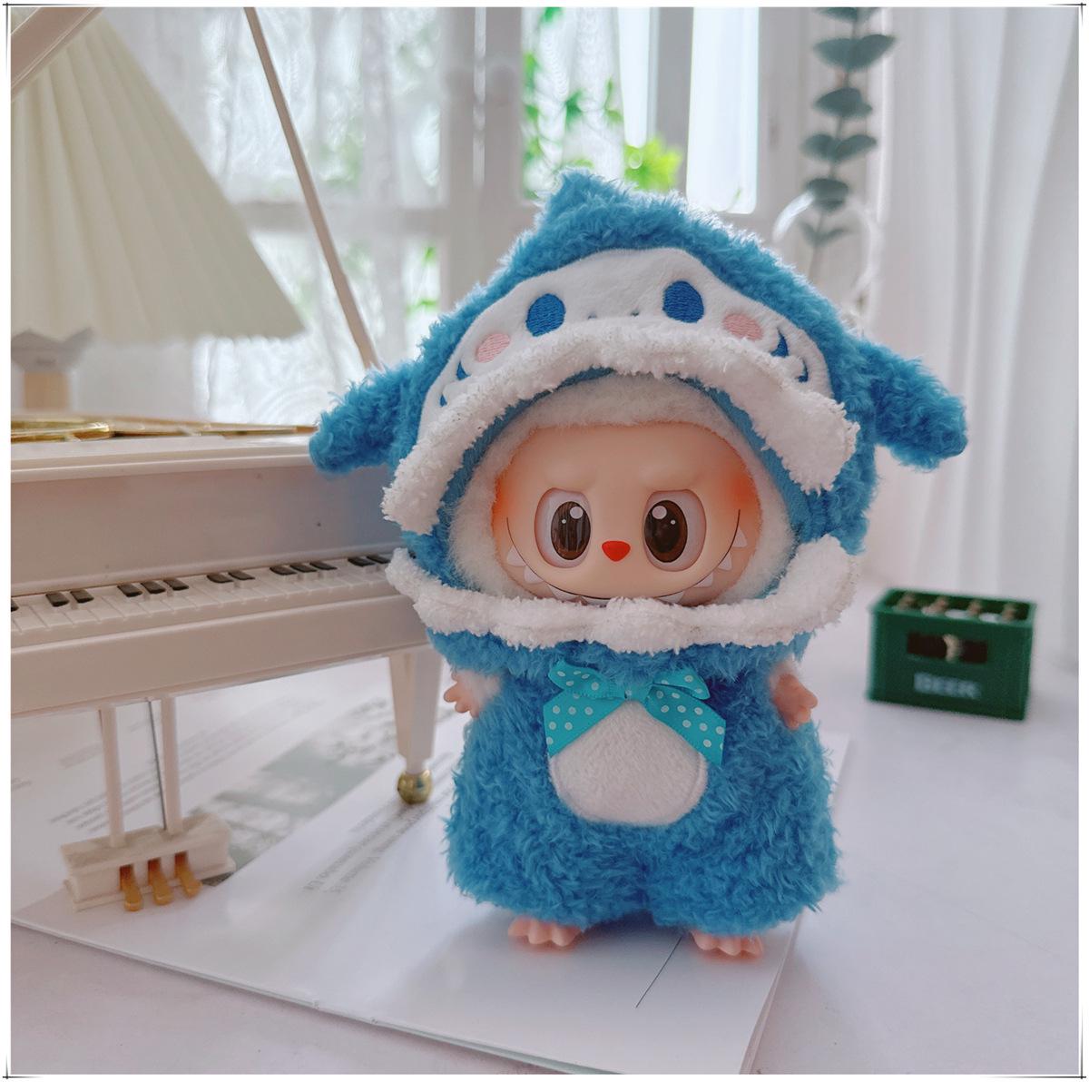 

Одежда для кукол Лабубу первого, второго и третьего поколения: Плюшевый комбинезон 17 см для кукол Лабубу 10 см, милый мультяшный дизайн Small Doll Clothes (without doll)