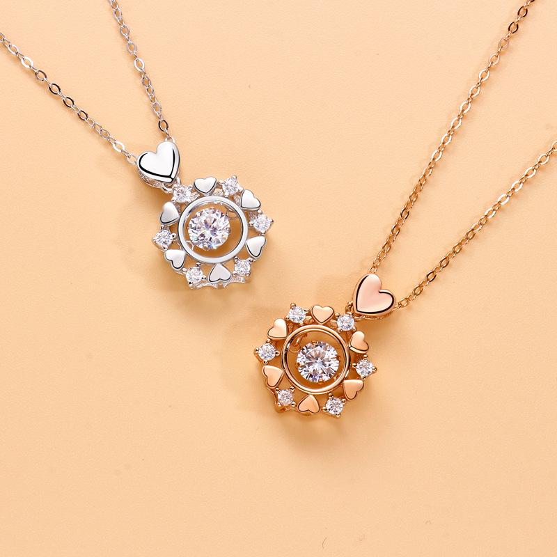 Beating Heart Necklace Female Love Smart Pendant High-end Temperament Heart Connected Clavicle Chain Jewelry
