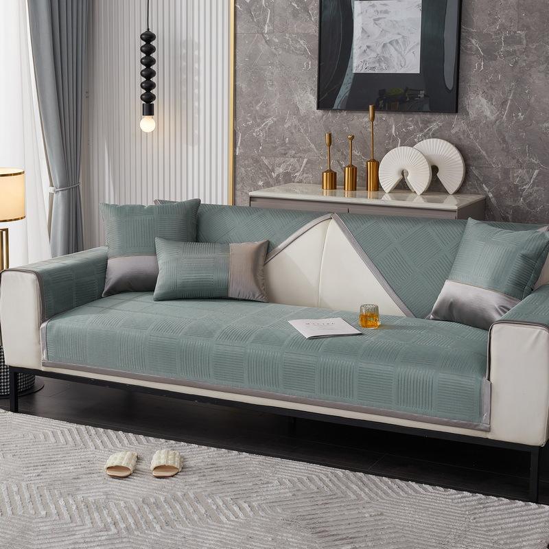 

High-Grade Summer Sofa Cushion, Ice Silk Non-Slip Seat Cushion, High-Grade Sofa Cover Towel, Summer Mat Seat Cushion, Breathable 70*70cm