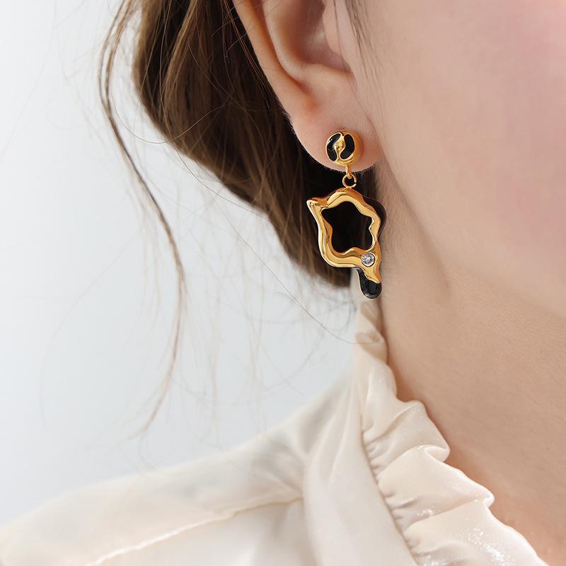 Retro Asymmetrical Enamel Titanium Steel Dangle Earrings - Exaggerated Personalized Accessories