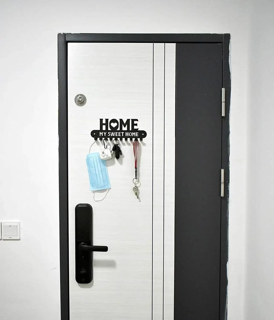 Black Metal Wall-Mounted Key Holder Hooks – Artistic Iron Coat Rack for Entryway, Kitchen, and Home Décor