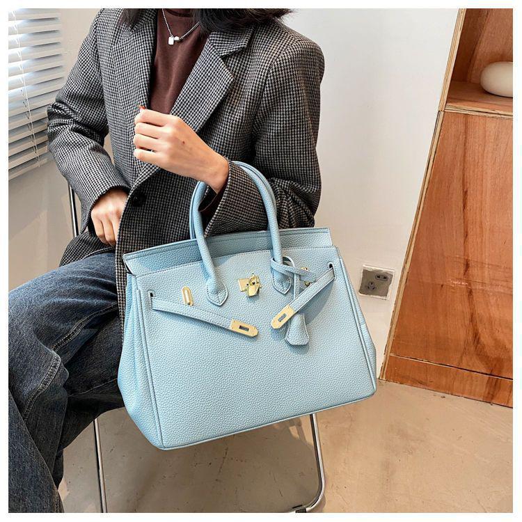 2021 Trendy Korean Style Women's Luxury Textured Crossbody and Shoulder Bag, Versatile Fashion Handbag