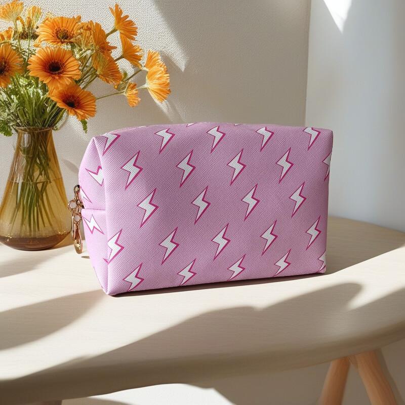 

Octagonal travel storage bag, (with heart and lightning patterns), storage bag, cute waterproof square wash bag.zwq розовый