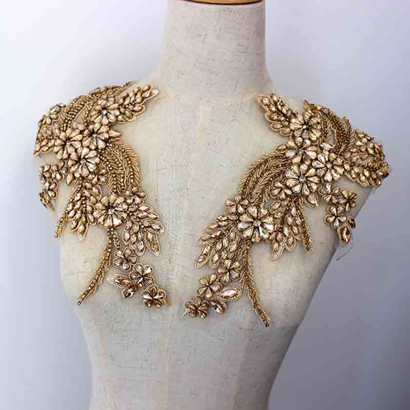 Colored Rhinestone Embroidered Beaded 3D Diamond Flower Patch for Hat & Clothing PVC Iron Lace Applique Sequins