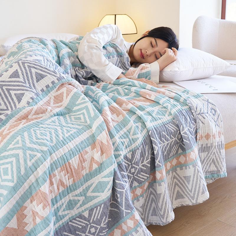 Class A Cotton Three-layer Gauze Throw Blanket Machine Washable Summer Air Conditioning Cool Quilt Office Nap Cover Blanket Soft Towel Quilt
