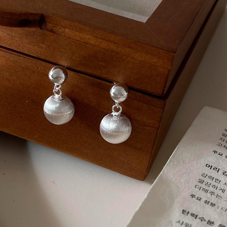 Earrings Frosted Geometric Ball Earrings For Women Exquisite Simple Brushed Large And Small Ball Earrings