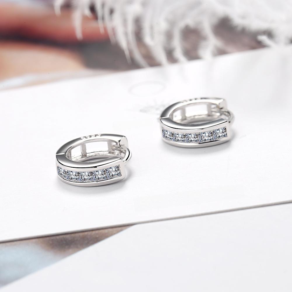 Stylish Korean Circle Earrings with Zirconia Crystals for Men and Women