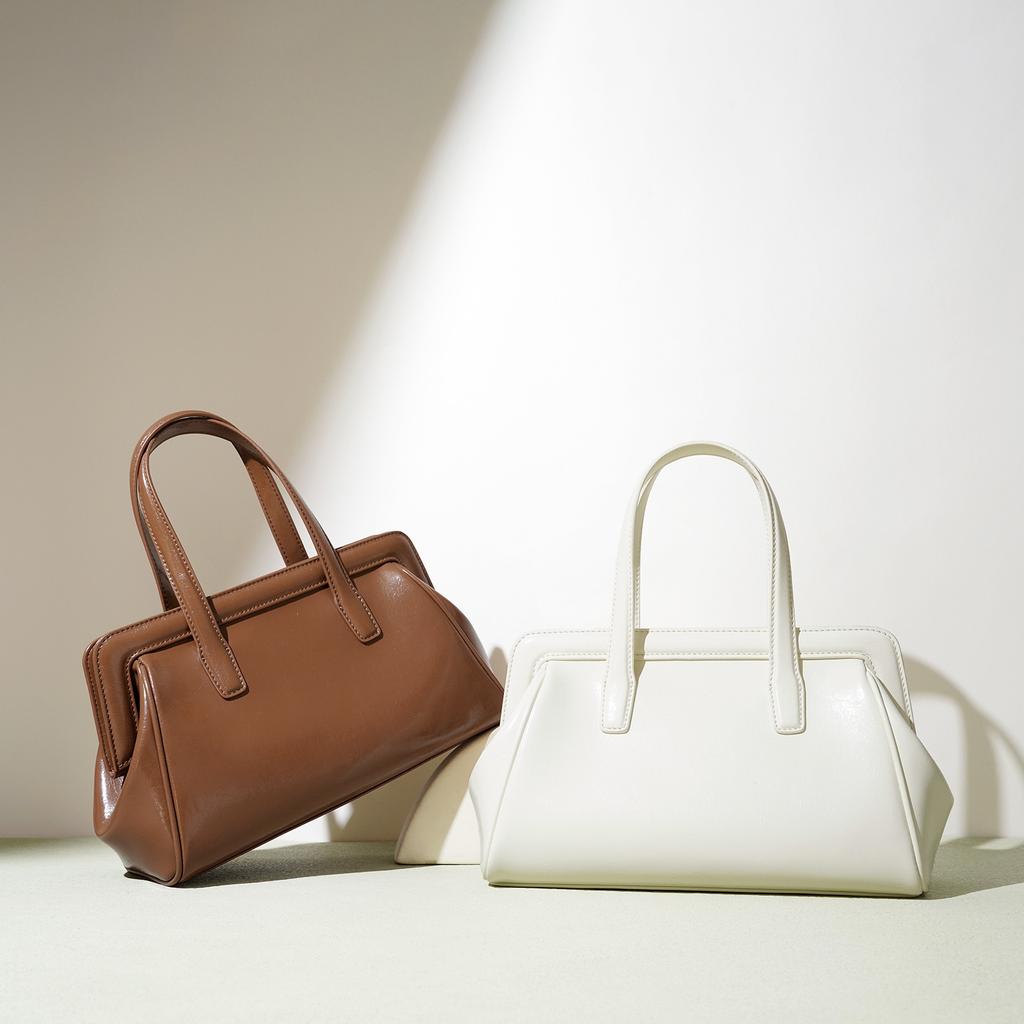 New Simple and High-end Handbag Niche Messenger Bag Women's Commuter Fashion Shoulder Bag