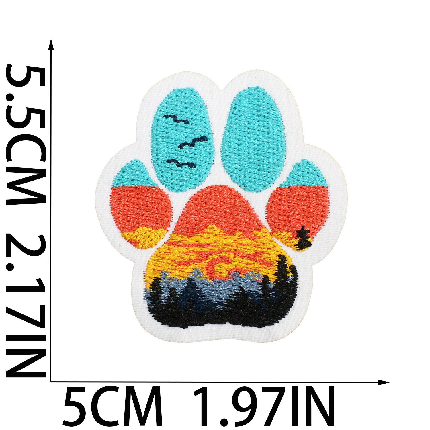 

Pet Paw Embroidery Cloth Sticker Landscape Love Pattern Paw Patch Sticker Computer Embroidery Chapter Boy Decorative Bag Sticker no. 1_3 pieces