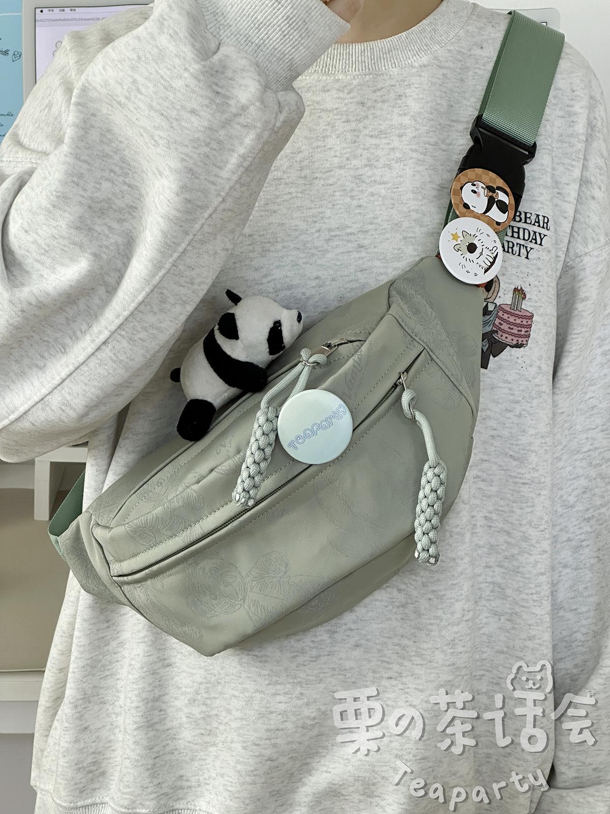 

Легкая водонепроницаемая милая нишевая поясная сумка, свежая нагрудная сумка, простая и универсальная многослойная женская сумка-мессенджер one size fits all зелёный