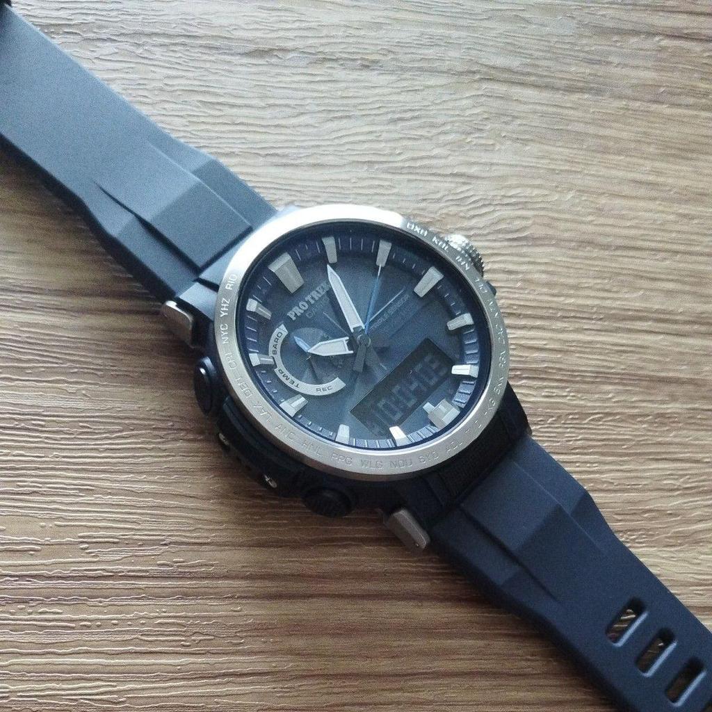 Used [Beautiful Condition] CASIO PRO TREK PRW-60 Radio-Controlled Solar Analog-Digital Watch