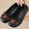 Fashion New Exquisite Cow Leather Wedged Flats Women Handmade Cutout Flower Moccasins Woman Antique Slip On Shoes Ladies Elegant Flats