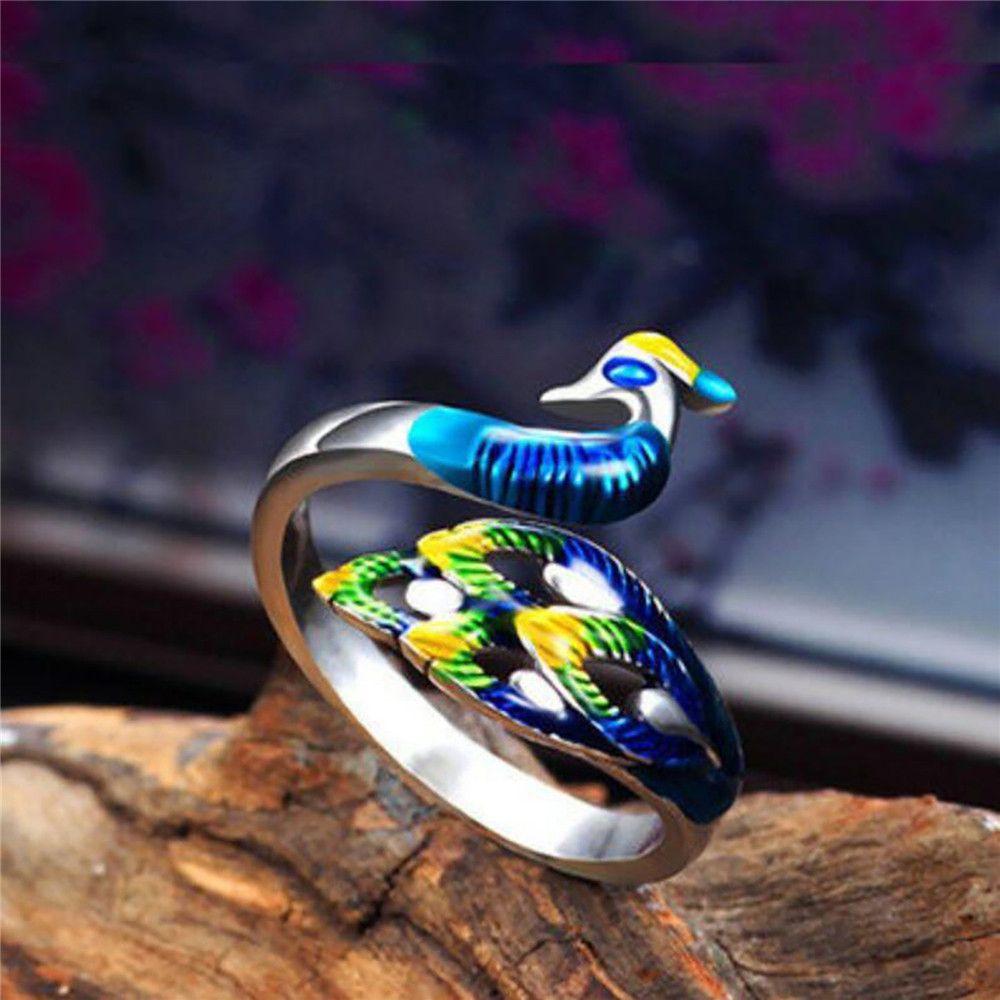 Finger Wear Thimble Knitting Tools Knitting Loop Yarn Guides Sewing Accessories Crochet Ring