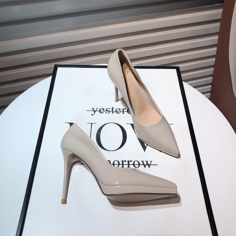 Nude high heels women's 2025 catwalk model simple patent leather waterproof table sexy temperament thin heels single shoes etiquette shoes