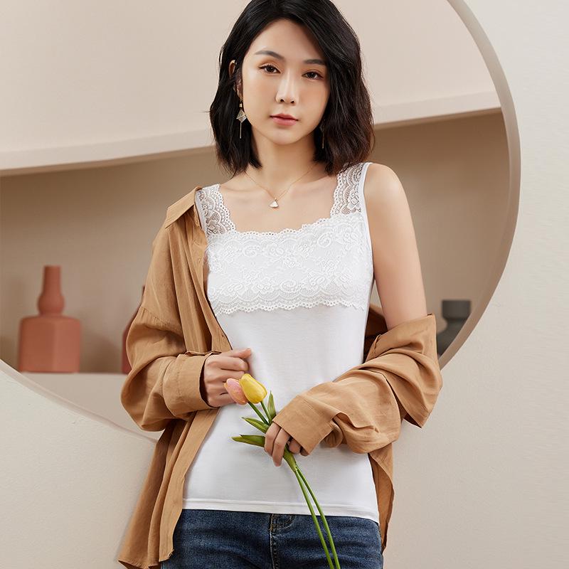 Plus Size Lace Trim Camisole: Slim Fit Spring/Summer Base Layer for Women