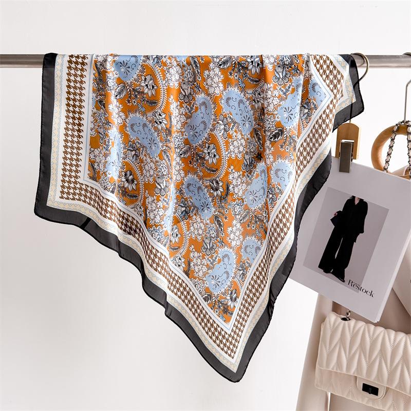 Luxury Neck Head Scarfs Imitation Silk Square Scarf  Women‘s Print Neckerchief Bandanas Foulard Hairbands Shawls Wraps