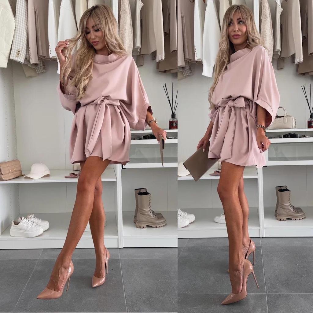 2025 Global Trend: Women's Versatile Solid Color Casual Round Neck Tie Dress