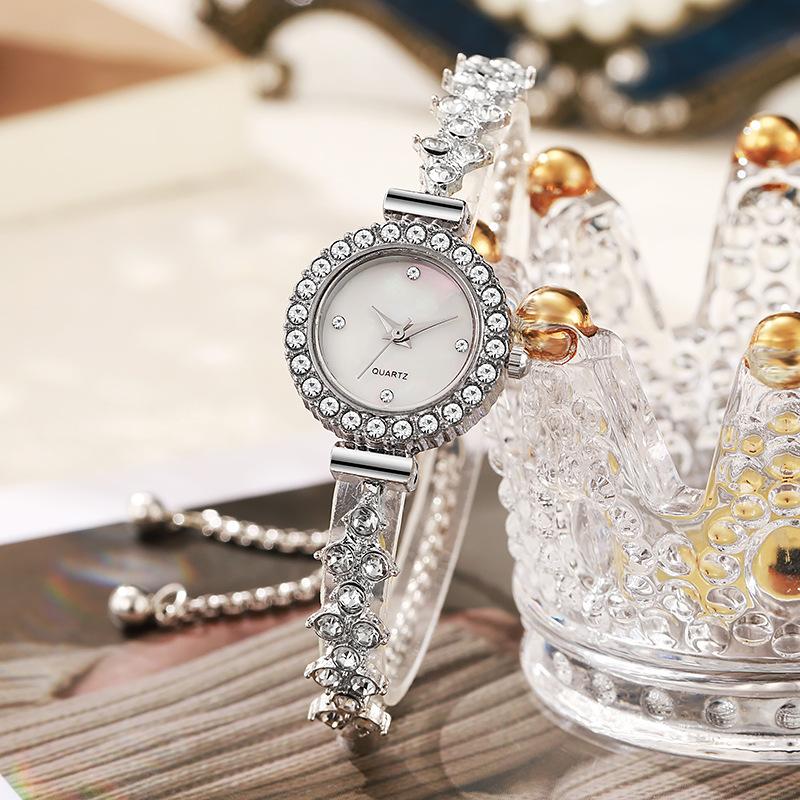 Luxury Women's Watches Simple Quartz Wristwatches Small Dial Watches Bracelet Ladies Watch Gift Clock