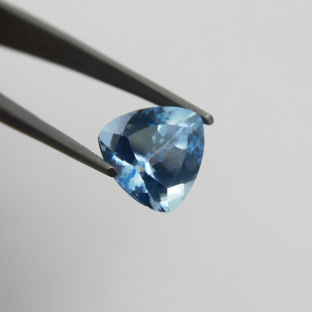 Natural Blue Sapphire Loose Gemstone 4.65 Ct Trillion Shape September Birthstone for Gem Collections