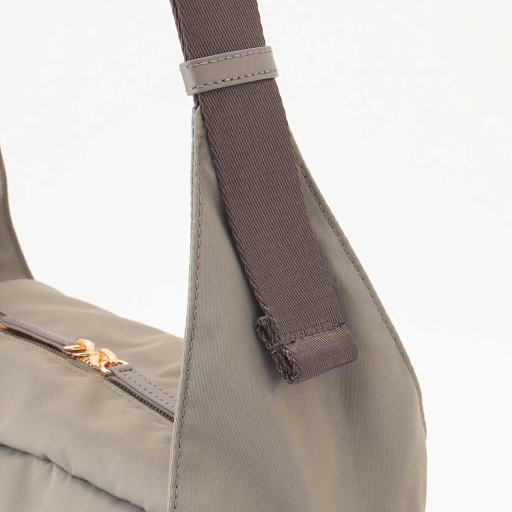 Labagagerie Metal Buckle Box Shoulder Bag, Size S, B008502, Greige (26)