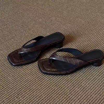 Mules à talons moyens à clip pour femmes Chaussures chunky Sandales à talons Été 2025 Escarpins Slides Nouvelle robe de soirée Élégantes Mujer Sandales