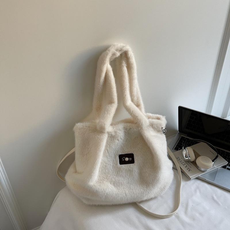 Large-capacity Plush Bag, Fashionable and High Appearance Level Tote Bag, Handbag, Furry Shoulder Bag