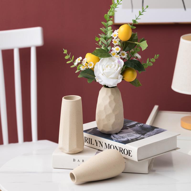 Rust-Colored Nordic Retro Ceramic Vase with Black Spots