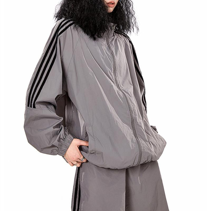 Summer 2024 Breathable Ice Silk Sports Suit: UV-Protective, Korean-Style Two-Piece Jacket