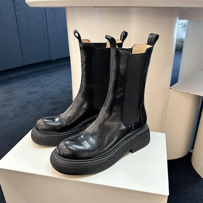 Short boots women's autumn and winter new shoes versatile retro round head thick-soled cigarette boots medium tube thin Martin boots