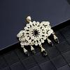 Přívěsek Dámský šperk na dvojí použití Wedding Bijoux Gold Color Crystal 2023