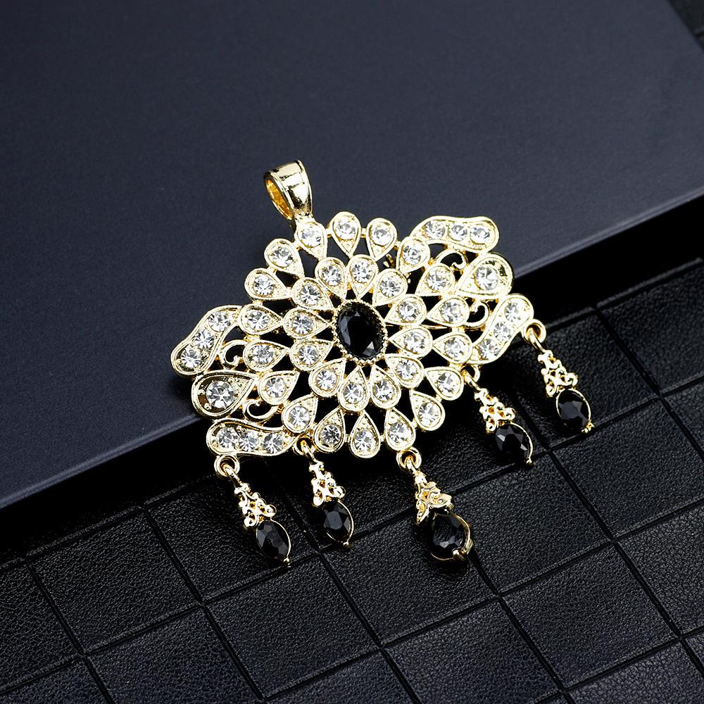 Přívěsek Dámský šperk na dvojí použití Wedding Bijoux Gold Color Crystal 2023