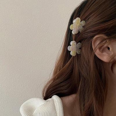 Korean Elegant Acetate Hair Clip for Bangs - Simple and Chic Hairpin Accessory