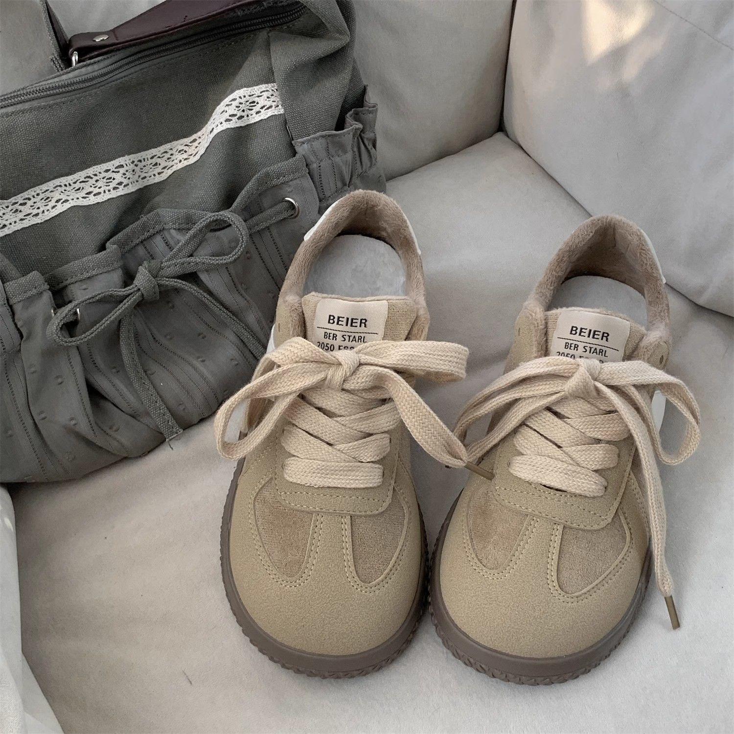 

Winter new fashion velvet German training shoes women s ins Hong Kong flavor retro college style warm cotton shoes 40 верблюд