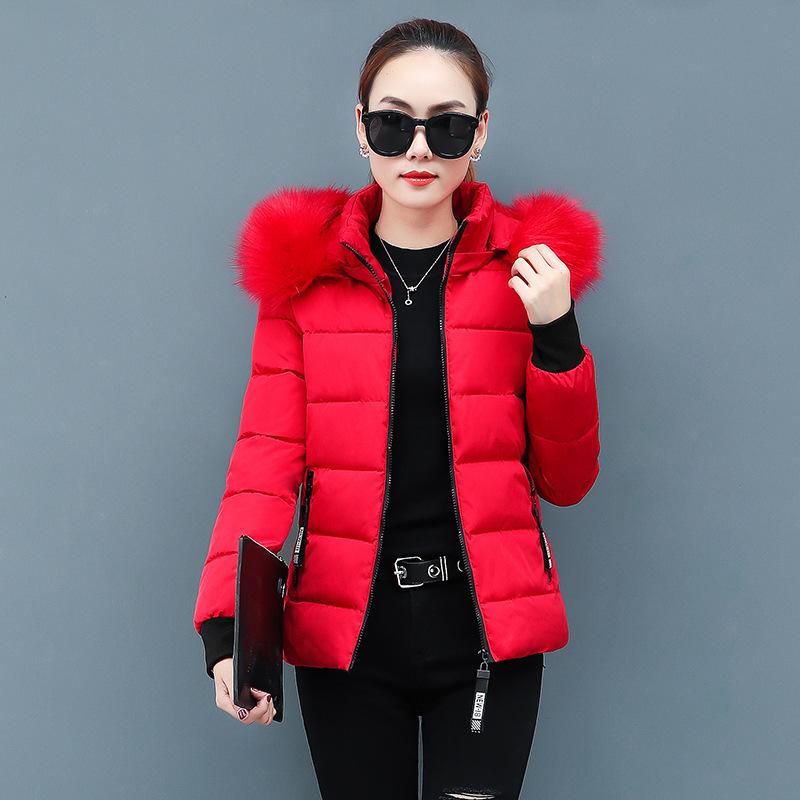 Women's Winter Short Cotton Jacket with Fur Collar - Slim Fit and Thickened for Warmth