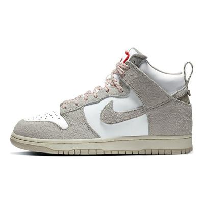 Unser x Dunk High Light Orewood Brown Unisex Sneaker Weiß Rot CW3092-100