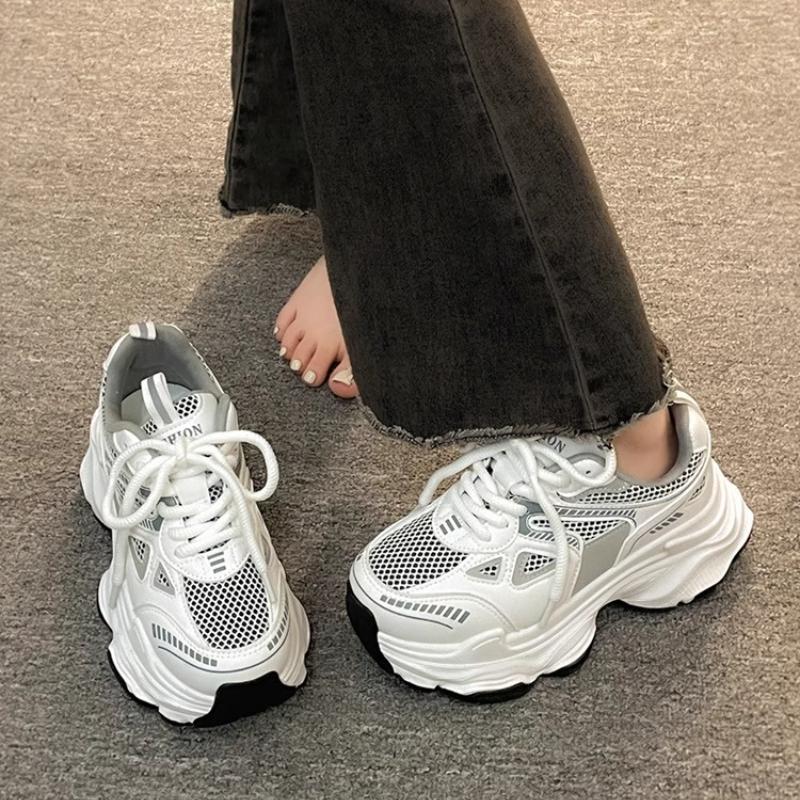 Trendy Ladies' Dad Shoes 2024 New Mesh Breathable Thick Sole Anti Slip Versatile Casual Running Sports Vulcanized Shoes Sneakers