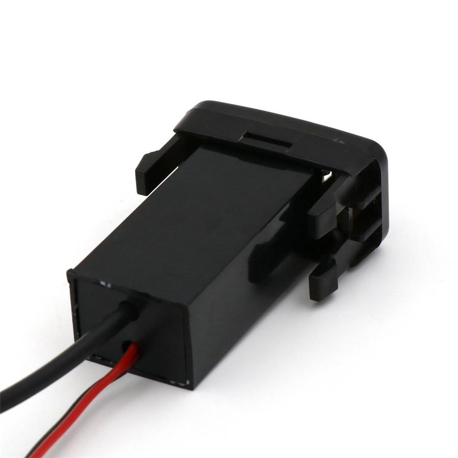 Dual USB Charger Socket Audio adaptér pro Toyota 4Runner Highlander FJ Cruiser