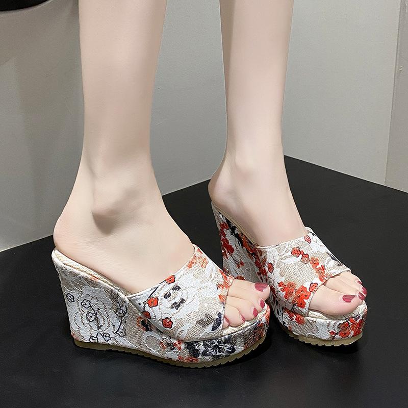 Spring Fish Mouth Cross Strap High Heel Thick Bottom Waterproof Platform Roman Ladies Sandals