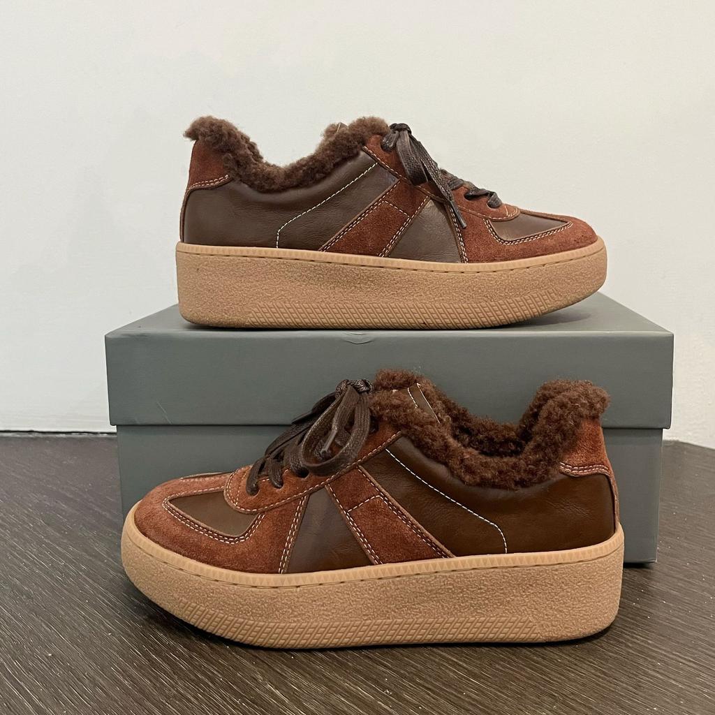 Fleece Leather German Training Shoes for Women, New Cotton Winter Wool Flat-bottomed Casual Board Shoes Forrest Gump Shoes