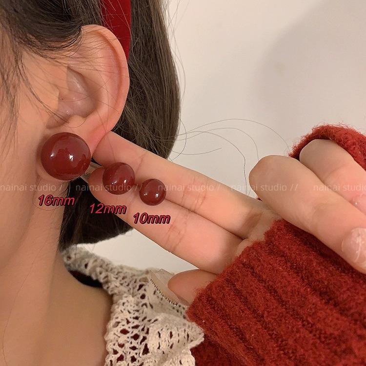 Steamed Bun Pearls: Autumn Wine Red Stud Earrings for Festive 2024 Celebrations