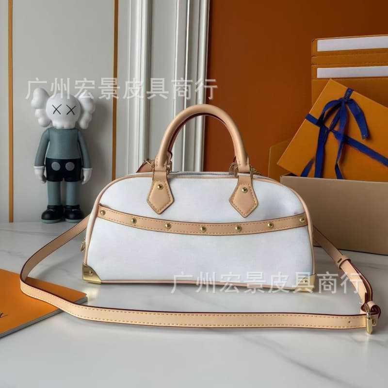 Мураками Такахиро Трехцветная Сумка-тоут EastWest Сумка для боулинга На одно плечо Через плечо Кожаная Подушка 27x14x10