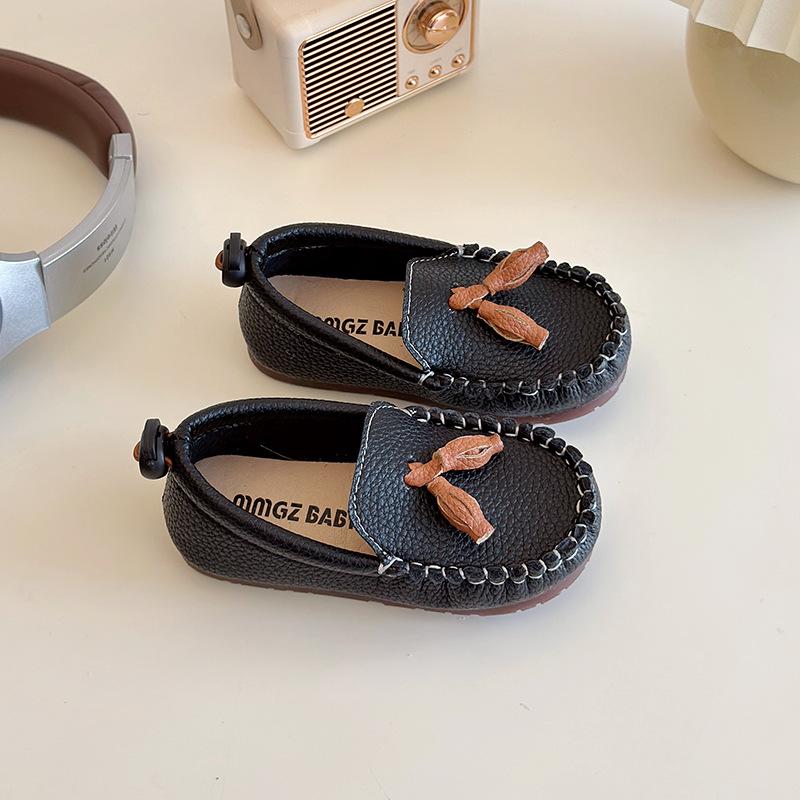 

Fashion Girls Shoes Spring New Item Boys Leather Shoes Soft Soled Kids Bean Shoe Anti Slip Girl Casual Shoes Simple Child Shoe 21insole14cm чёрный