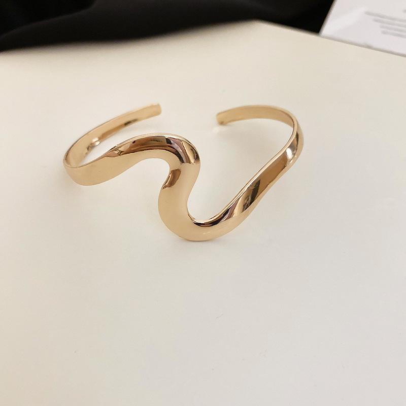 Minimalist Double-Layer Hollow Armlet: European & American Style, Exaggerated & Fashionable High-End Bracelet