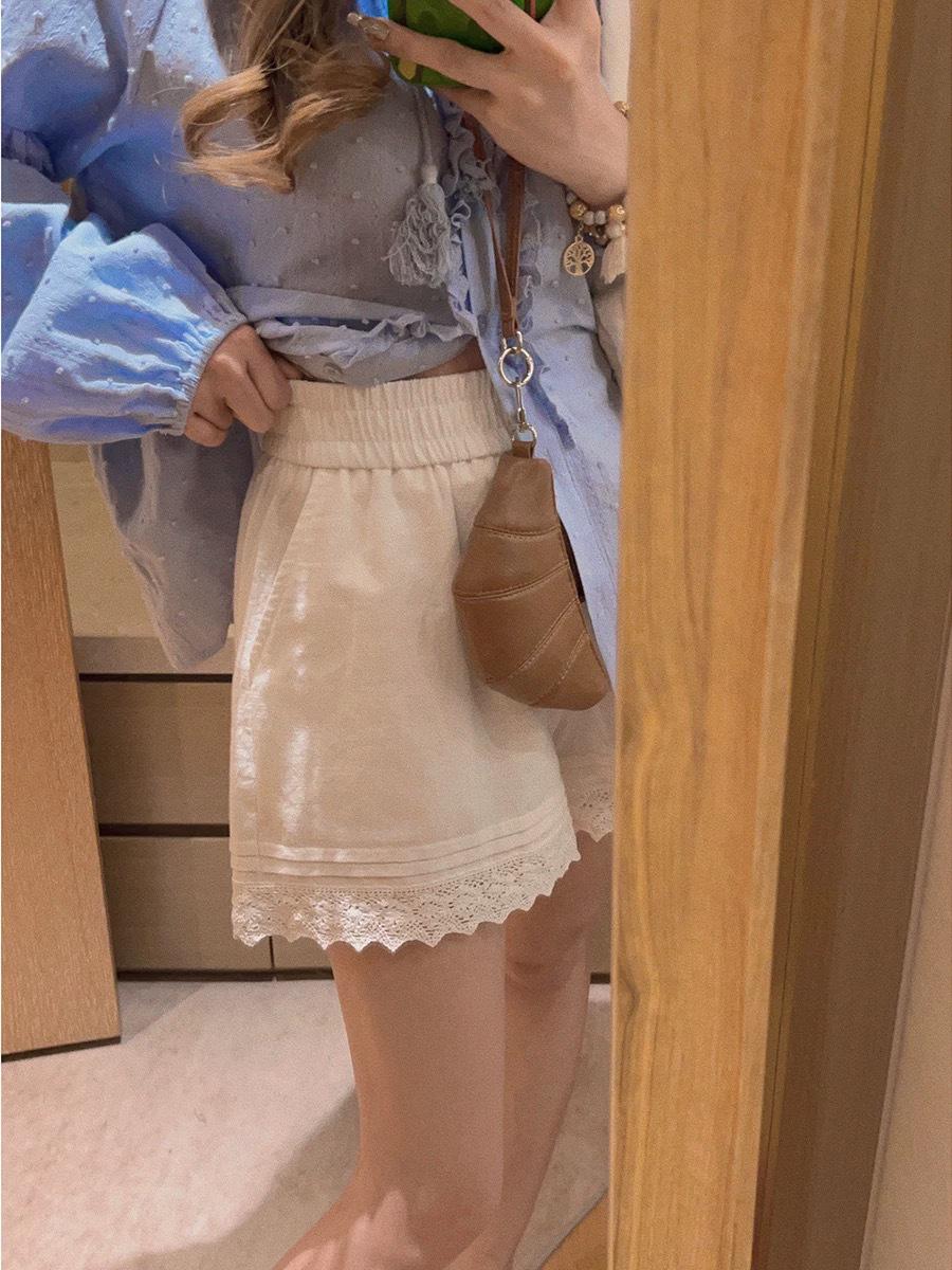 

Women s Korean Style White Cotton Linen A-line Lace Trim Shorts - Loose Fit, Slimming, Flaw Concealing, Summer Wear. Extra Large белый
