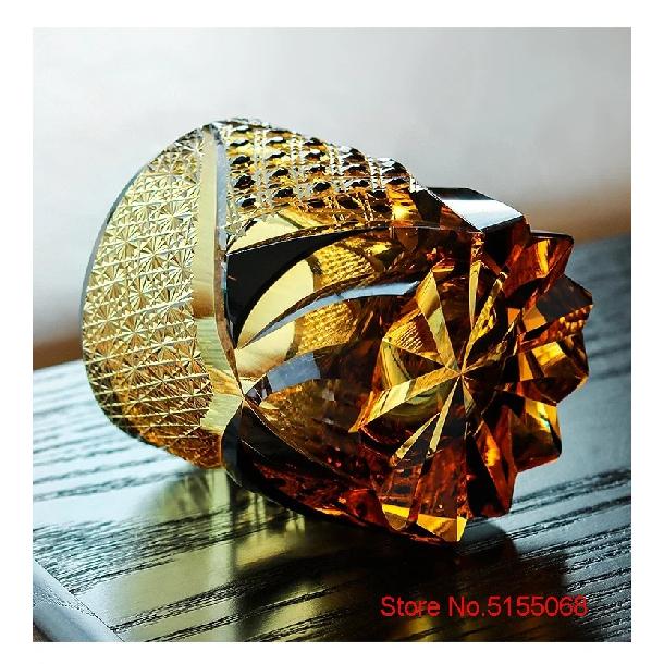 Japanese Black Warrior Armor Edo Kiriko Whisky Rock Glass Amber Crystals Whiskey Cup High-end Wine Glass Hand Cut Brandy Snifter