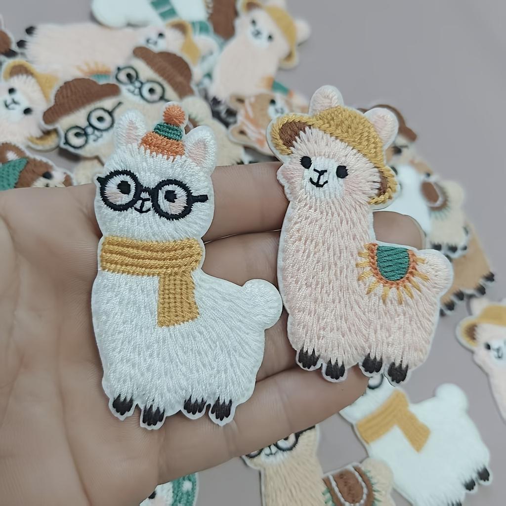 Adesivi in Stoffa Ricamati con Alpaca Cartone Animato Carino Adesivi Decorativi, Molto Adatti per Vestiti, Scarpe, Cappelli, Cappotti, Sciarpe, Decorazione di Zaini